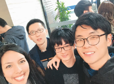出国留学前应做好哪些准备 左手是行囊 右手是远方