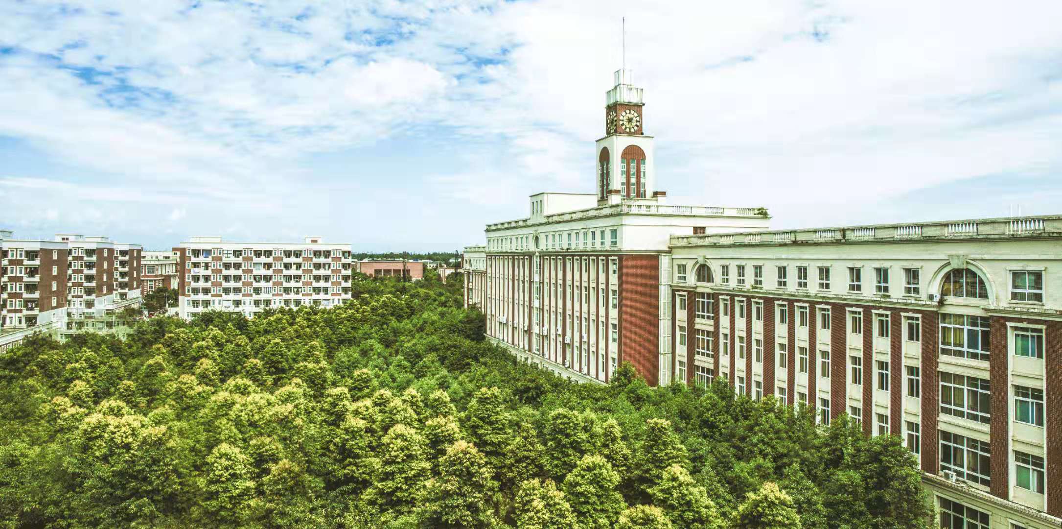 四川电影电视学院