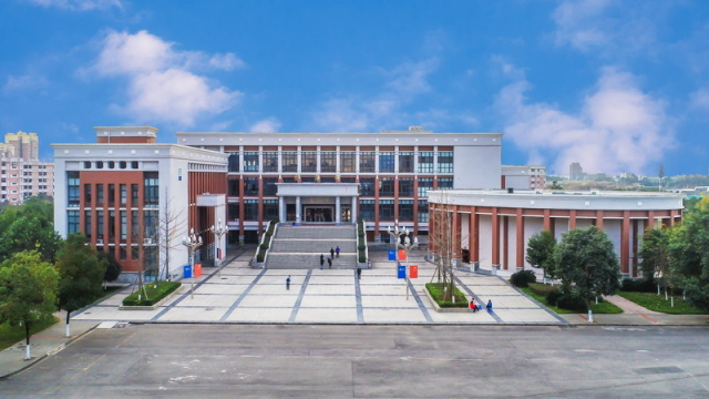 成都航空职业技术学院