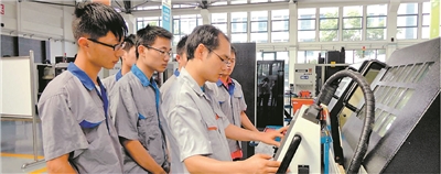 上海：构建市民终身学习“大课堂”