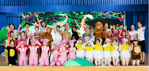 大邑县南街小学校园心理剧《长颈鹿不会跳舞》荣获成都市一等奖