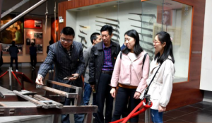 达州中学杨柳总支一支部组织党员教师赴张爱萍故居开展红色教育和素质拓展训练活动