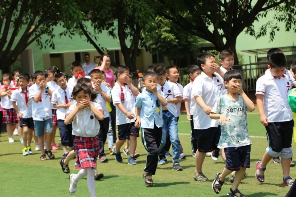 陶研校长 | 邓金河：十四载，县域学校在学陶研陶中的探索与实践