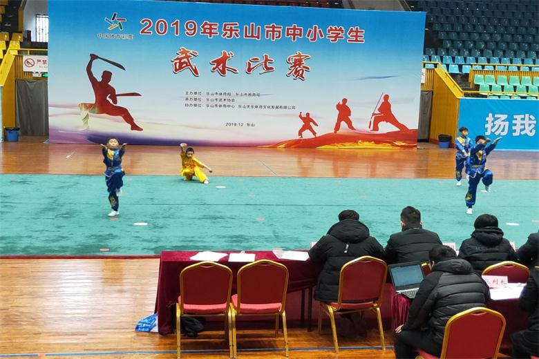 新桥小学：组队参加市武术比赛获佳绩