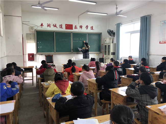 纳溪区教育和体育局开展全区中小学校期末考试巡考工作
