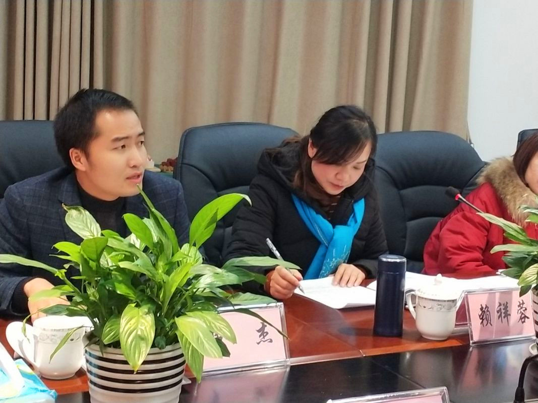 江安县橙乡幼儿园顺利通过“市级示范性幼儿园”创建评估验收