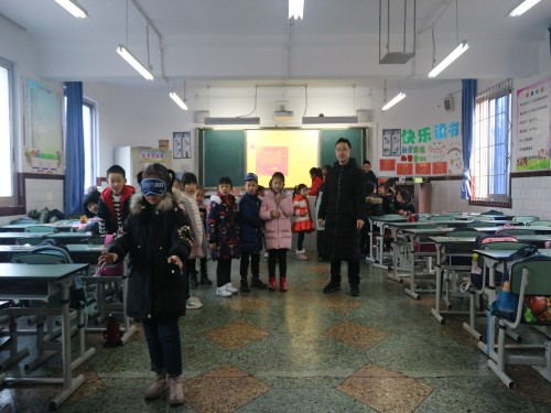 雨城区各学校（园）辞旧迎新庆元旦