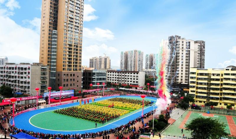 梓潼县青少年轮滑代表队在全国青少年U系列短道速滑（天津、长春）站中连夺十一项全国冠军
