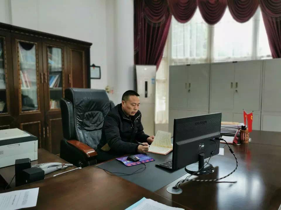 丹棱县：总书记讲话暖人心 教体系统引热议