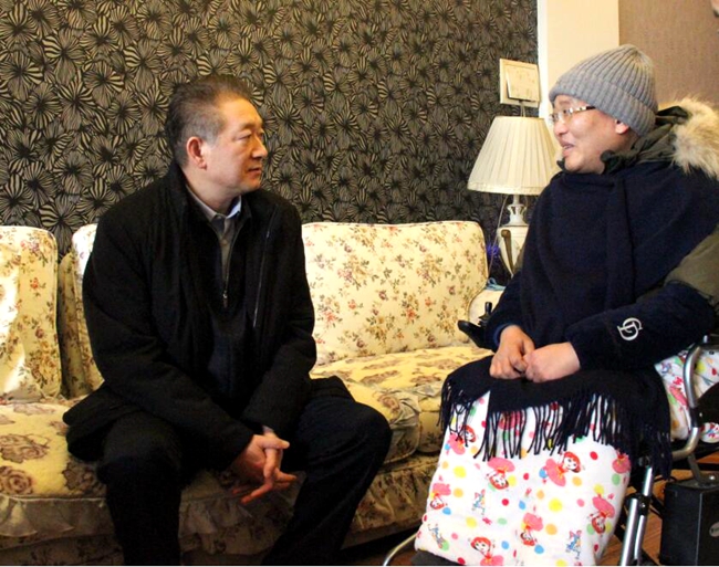 杨林兴赴江阳区慰问全国自强模范詹光伟
