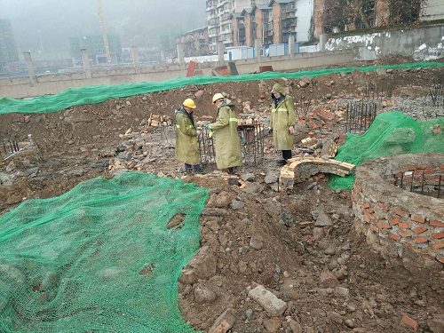 雨城区教育系统重点建设项目全部复工