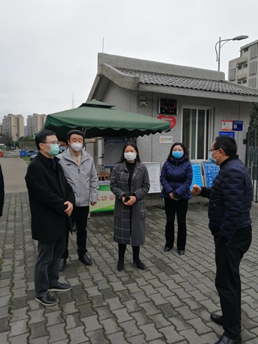 市委常委、市委宣传部长杨军调研教育系统应对新型冠状病毒感染肺炎疫情防控工作