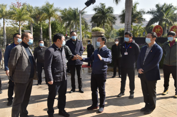 江海常委调研教育体育系统疫情防控工作
