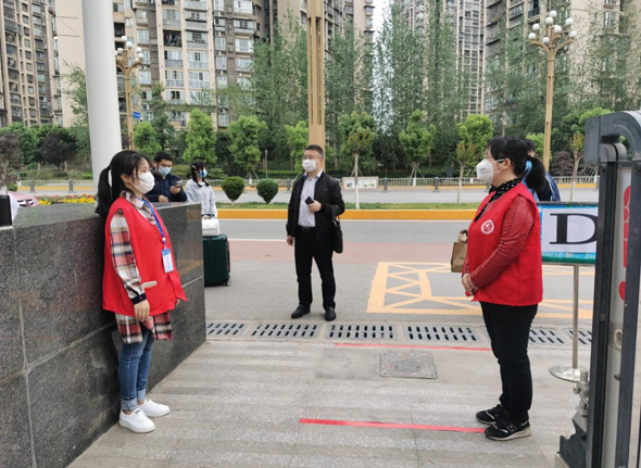 守得春暖  向阳而行 ——简阳职高高一、高二学生安全返校