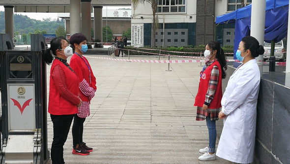 守得春暖  向阳而行 ——简阳职高高一、高二学生安全返校