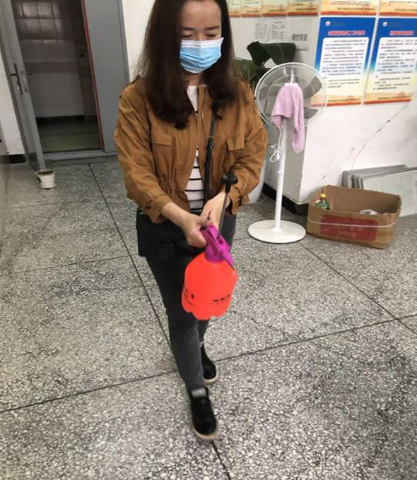 守得春暖  向阳而行 ——简阳职高高一、高二学生安全返校