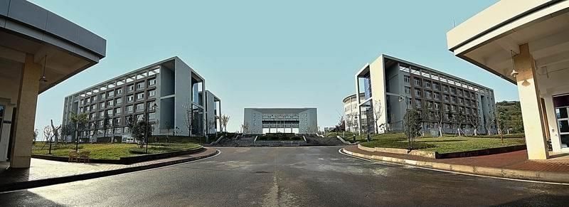 四川省宜宾市工业职业技术学校（公办）