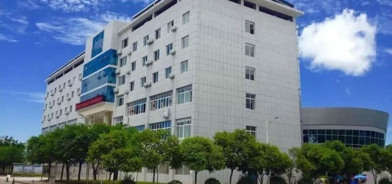 广安技师学院（公办）